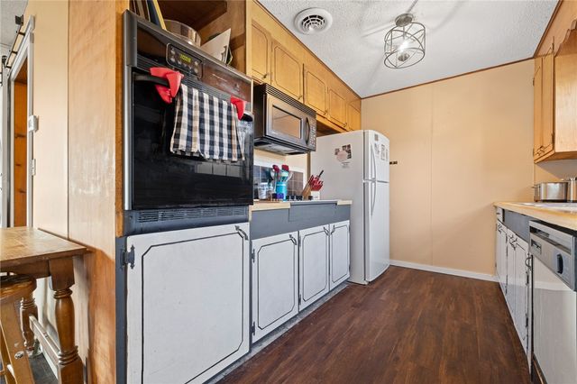 176 Carr Court, Harrison, AR 72601