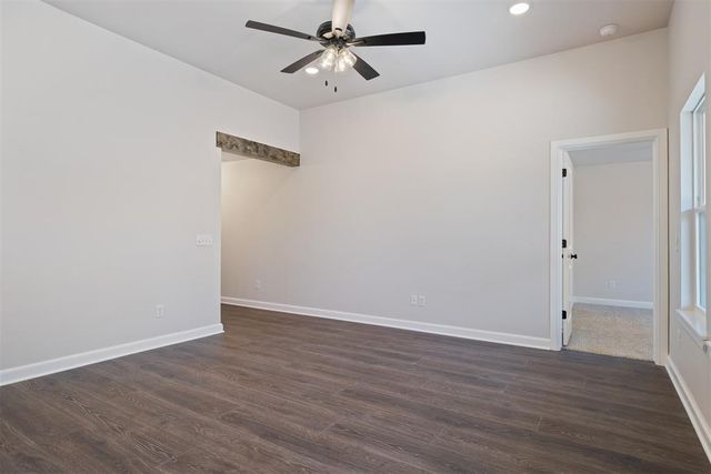 318 Park Lane, Harrah, OK 73045