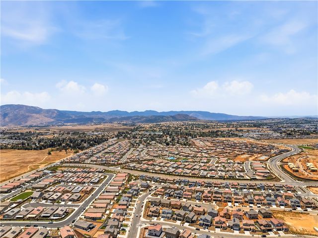 2164 Carob Place, Banning, CA 92220