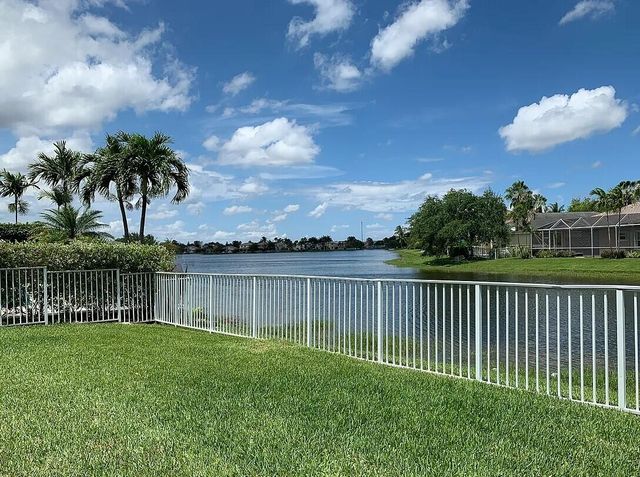 4723 NW 119th Avenue, Coral Springs, FL 33076