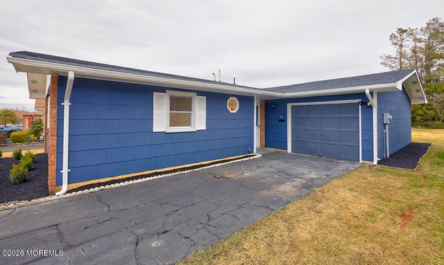 45 Tony Court, Brick, NJ 08724