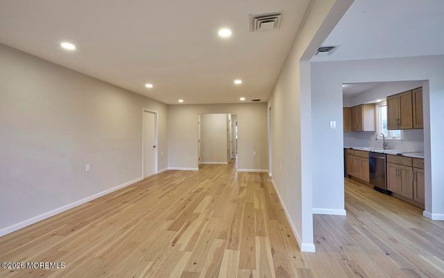 45 Tony Court, Brick, NJ 08724