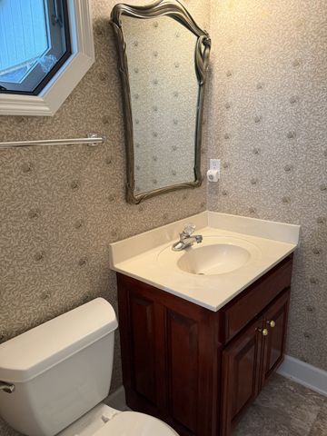 529 Ridgecrest Dr, Mcminnville, TN 37110