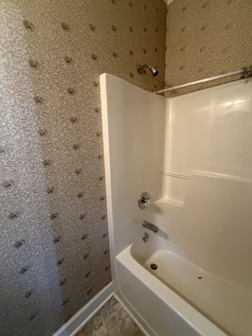 529 Ridgecrest Dr, Mcminnville, TN 37110