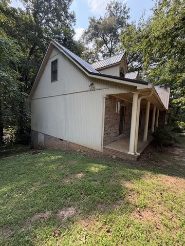 529 Ridgecrest Dr, Mcminnville, TN 37110