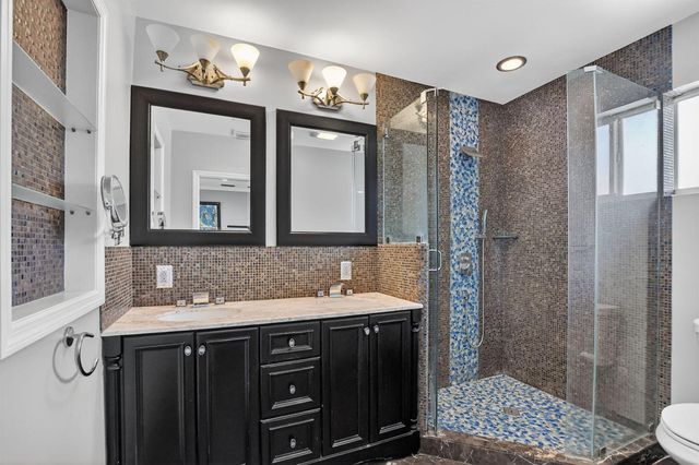 257 SW 5th Street, Boca Raton, FL 33432