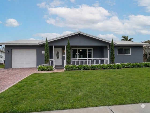 257 SW 5th Street, Boca Raton, FL 33432