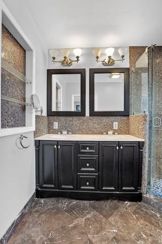 257 SW 5th Street, Boca Raton, FL 33432