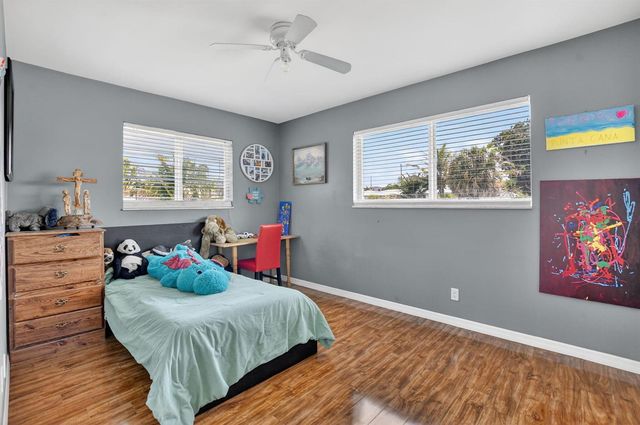 257 SW 5th Street, Boca Raton, FL 33432