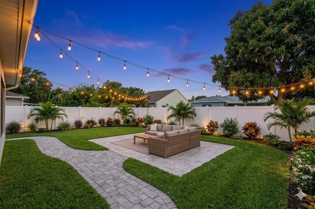 257 SW 5th Street, Boca Raton, FL 33432