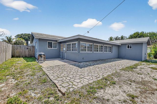257 SW 5th Street, Boca Raton, FL 33432