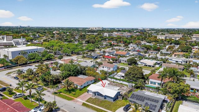 257 SW 5th Street, Boca Raton, FL 33432