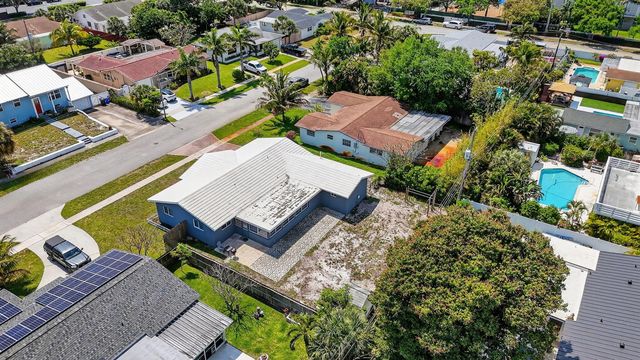 257 SW 5th Street, Boca Raton, FL 33432