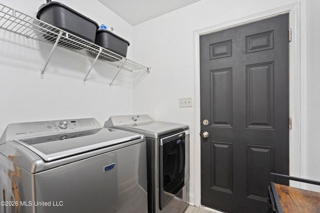 8898 Kathryn Grace Drive, Southaven, MS 38671