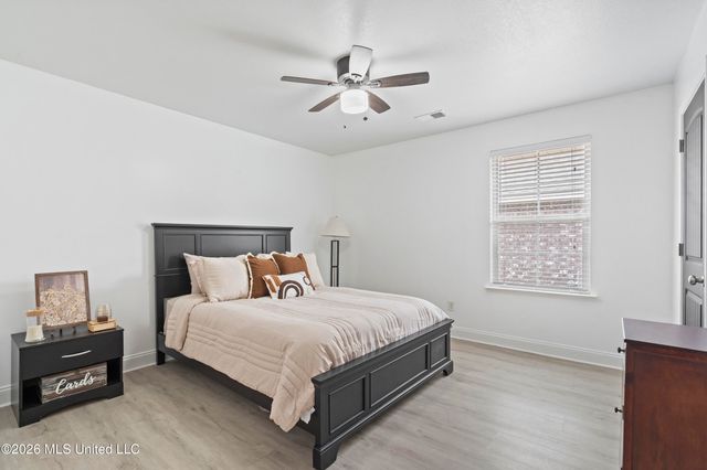 8898 Kathryn Grace Drive, Southaven, MS 38671