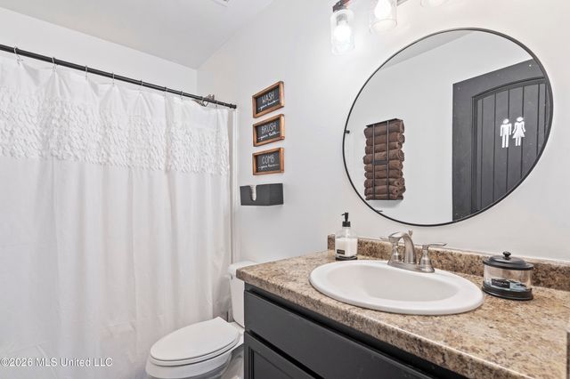 8898 Kathryn Grace Drive, Southaven, MS 38671