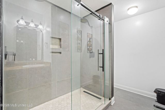 8898 Kathryn Grace Drive, Southaven, MS 38671