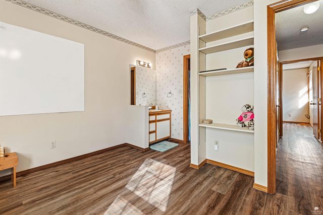 819 Mission Avenue, Manhattan, KS 66502