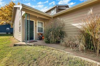 819 Mission Avenue, Manhattan, KS 66502