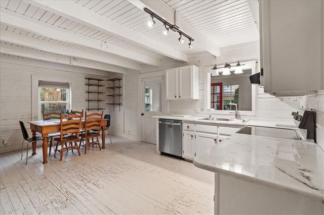 1824 Old Bucktown Road, Ellijay, GA 30536