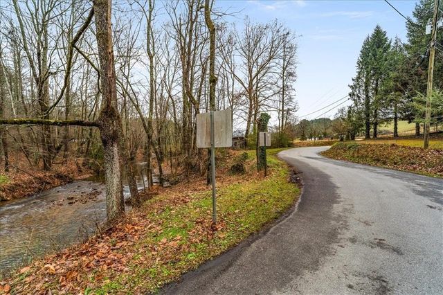 1824 Old Bucktown Road, Ellijay, GA 30536