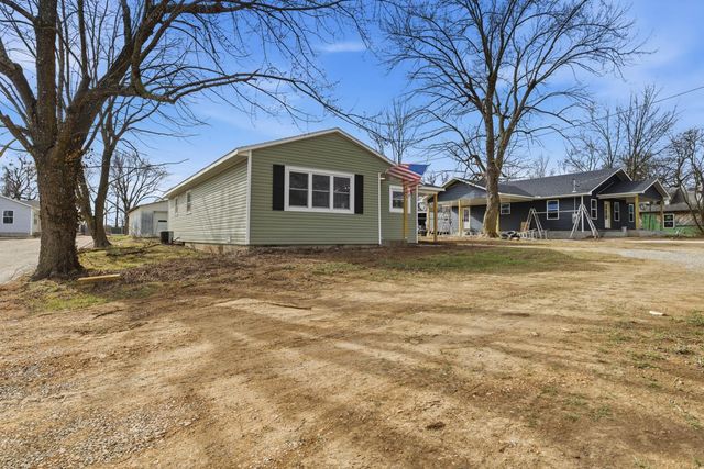 517 Myrtle Street, Monett, MO 65708