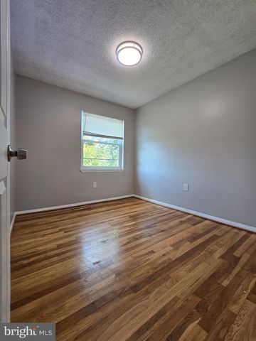 712 MANSFIELD RD, Baltimore, MD 21221