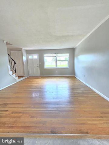 712 MANSFIELD RD, Baltimore, MD 21221
