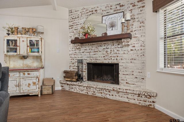 10194 Creek Bend Dr, Tyler, TX 75707