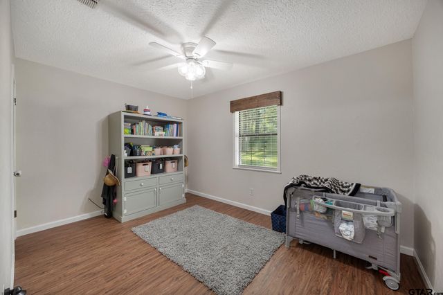 10194 Creek Bend Dr, Tyler, TX 75707