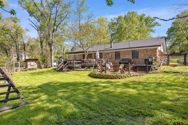 10194 Creek Bend Dr, Tyler, TX 75707