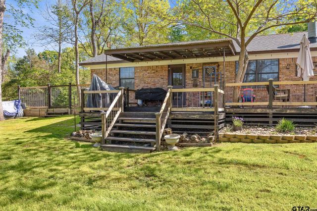 10194 Creek Bend Dr, Tyler, TX 75707