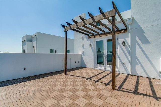 317 E 2nd Street, Houston, TX 77007
