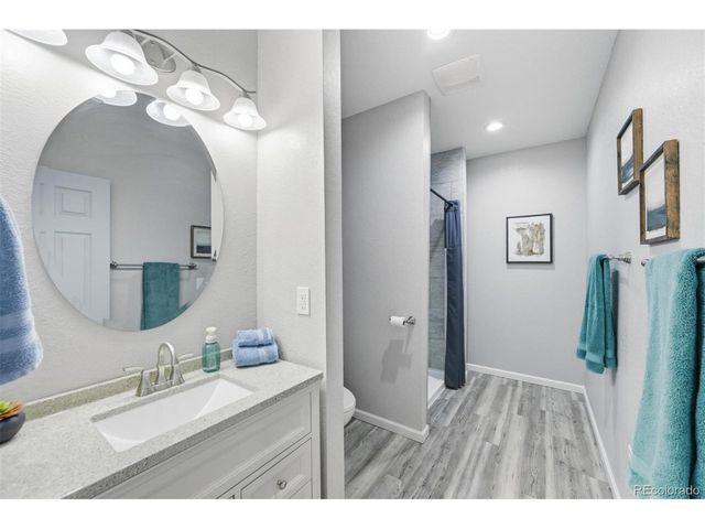 25690 E Hoover Pl, Aurora, CO 80016