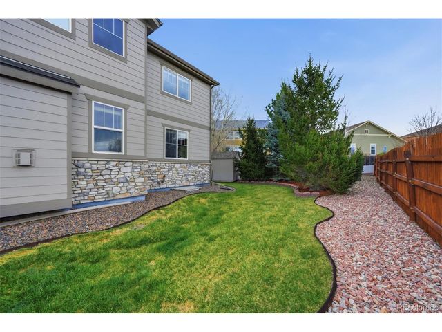 25690 E Hoover Pl, Aurora, CO 80016