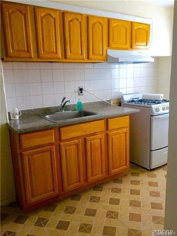 220-21 94th Avenue 2nd. floor., Queens Village, NY 11428