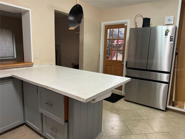 4351 37TH AVENUE N, St Petersburg, FL 33713