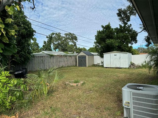 4351 37TH AVENUE N, St Petersburg, FL 33713