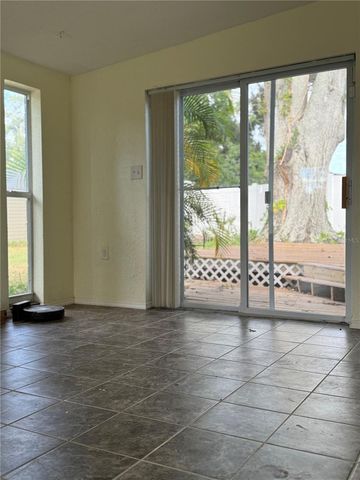 4351 37TH AVENUE N, St Petersburg, FL 33713