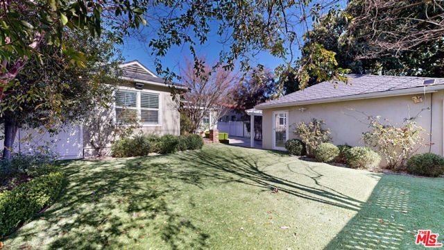 11350 Albata Street, Los Angeles, CA 90049