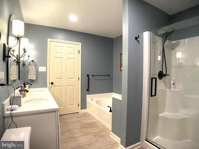 154 RIVER BEND PARK PARK, Lancaster, PA 17602