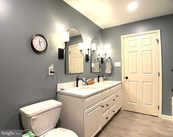 154 RIVER BEND PARK PARK, Lancaster, PA 17602