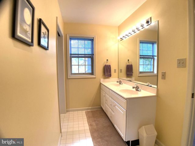 154 RIVER BEND PARK PARK, Lancaster, PA 17602