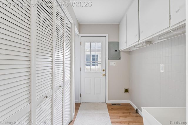 18490 Sumner, Redford Charter Township, MI 48240