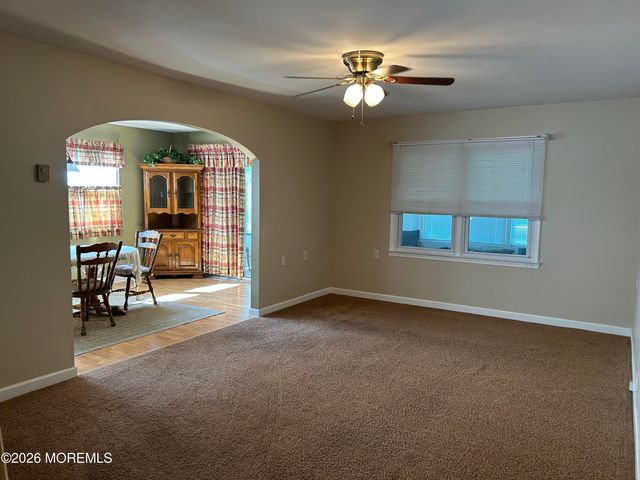 8 Lamb Road, Brick, NJ 08724
