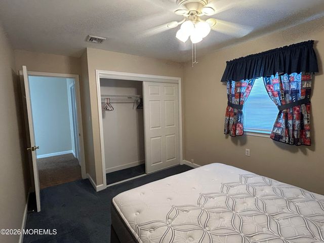 8 Lamb Road, Brick, NJ 08724