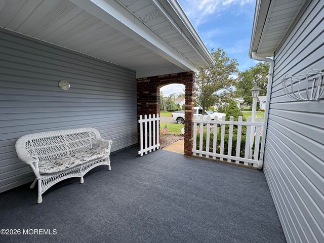 8 Lamb Road, Brick, NJ 08724