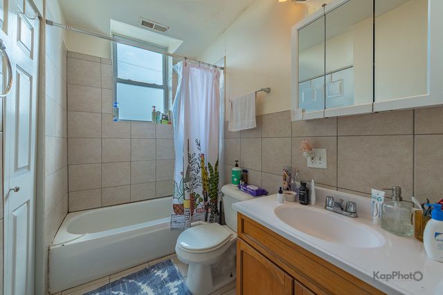 601 W 47th Street, Chicago, IL 60609