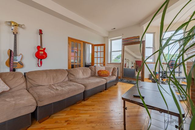 601 W 47th Street, Chicago, IL 60609