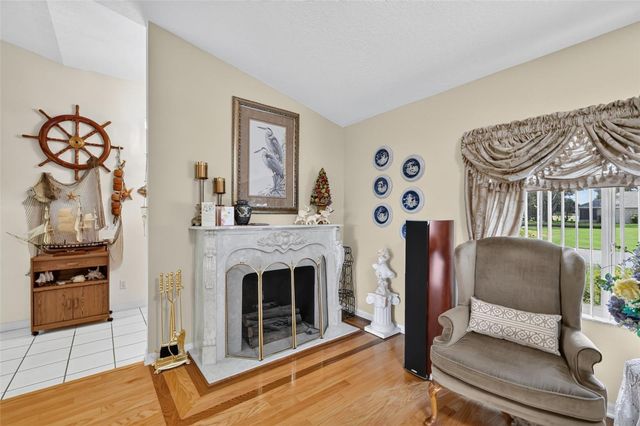 21526 KING HENRY AVENUE, Leesburg, FL 34748